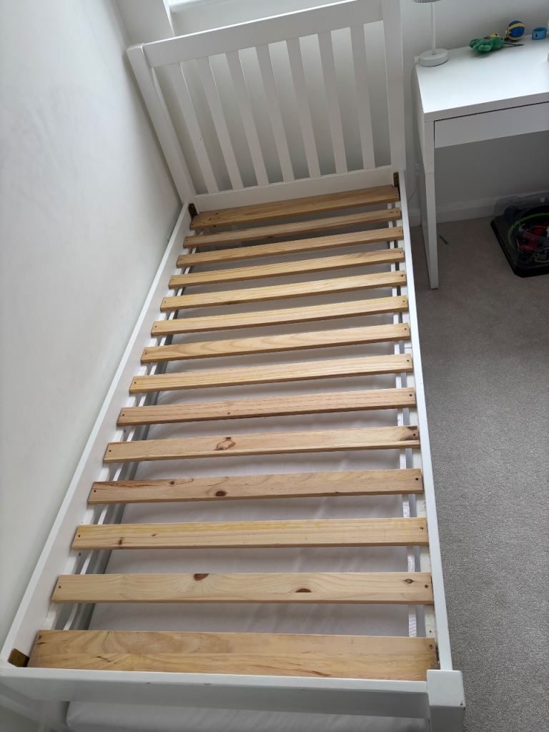 John Lewis Single Bed Frame and Aspire single mattress 
