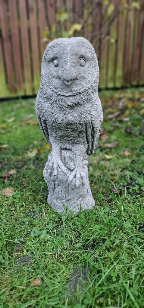 Owl stone statue,garden ornament