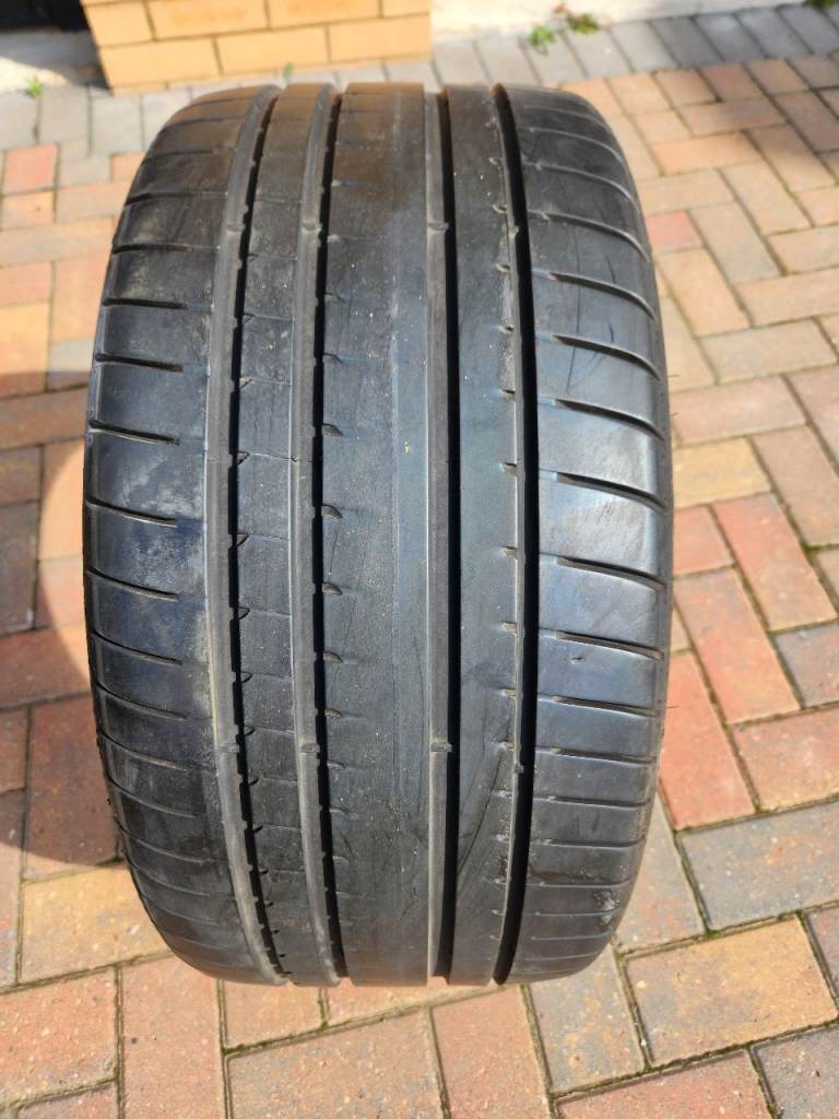 Goodyear Eagle F1 RunFlat Tyre - 275/30/R20 97Y - Single Tyre