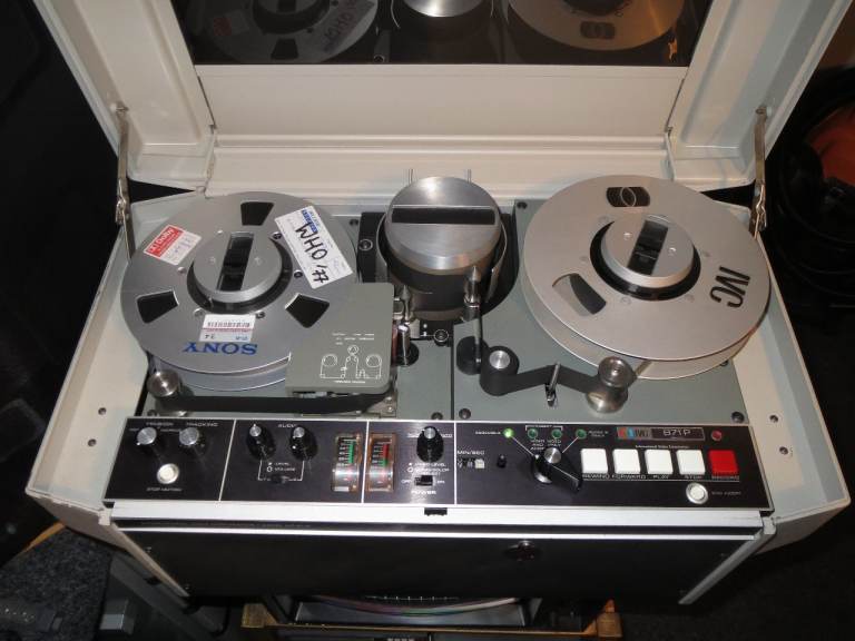 VINTAGE ’73 ~ INTERNATIONAL VIDEO CORPORATION ~ IVC-871CP ~ 1” COLOUR VIDEO RECORDER SYSTEM