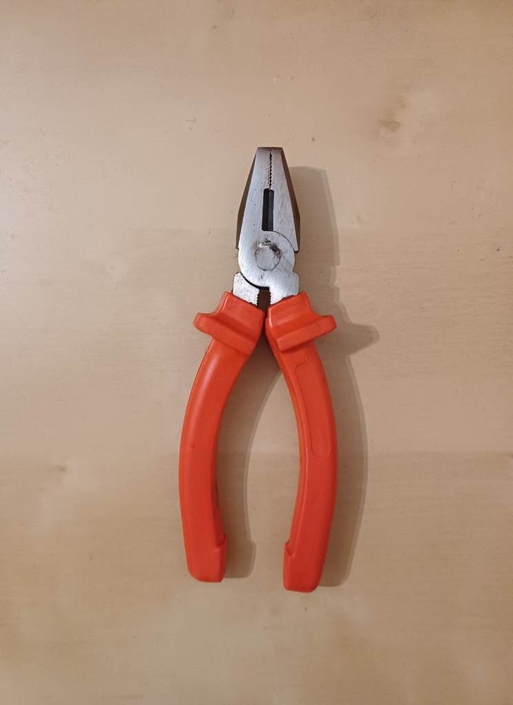 Pliers - Wire Side Cutter & Mini Cutting Pliers