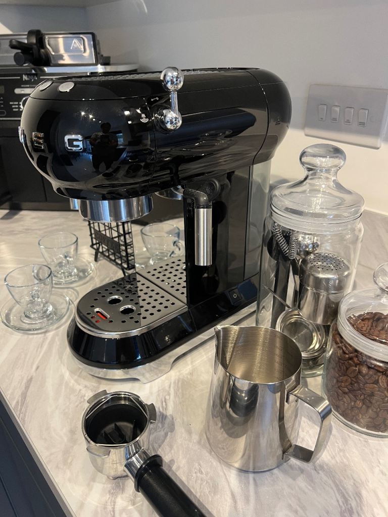 Smeg coffee machine 