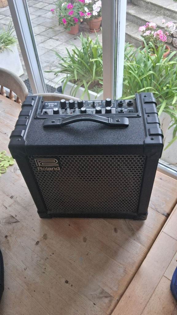 Roland Cube 30 practice amp