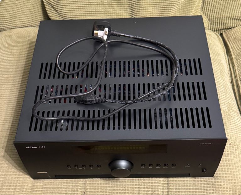 Arcam AVR550 Audiovisual Receiver