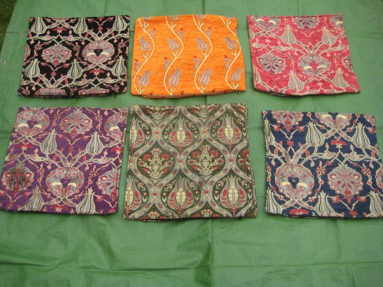 High Quality Tulip Themed Cushion Covers With Zip: £3.00 EACH or 6 for £15.00