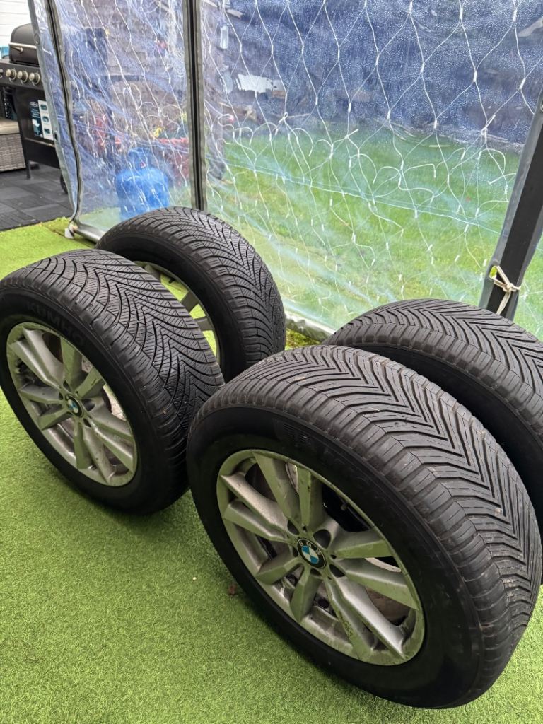 X5 bmw wheels and very good tires 