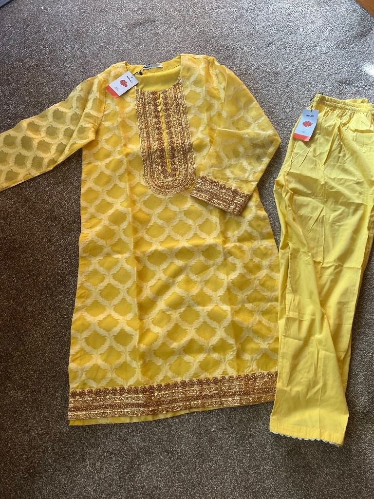 Asian designer suit brand new original by Khaadi 