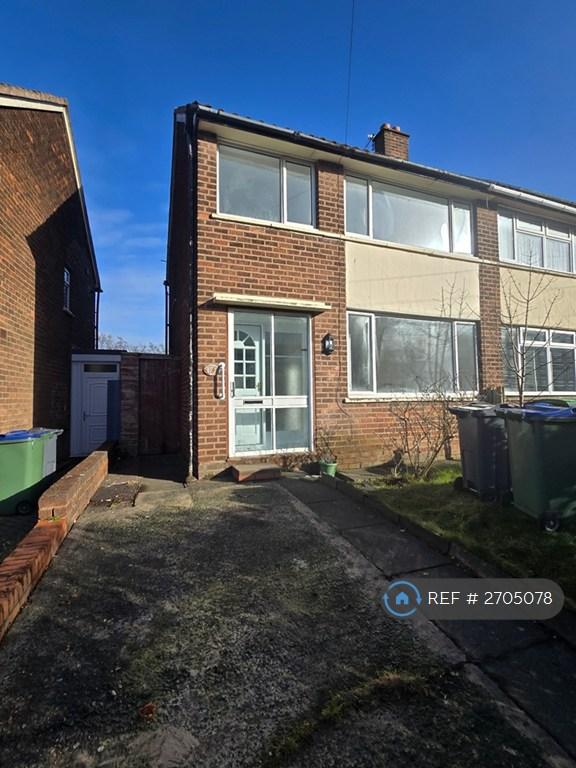 3 bedroom house in Leslie Rise, Oldbury, B69 (3 bed) (#2705078)
