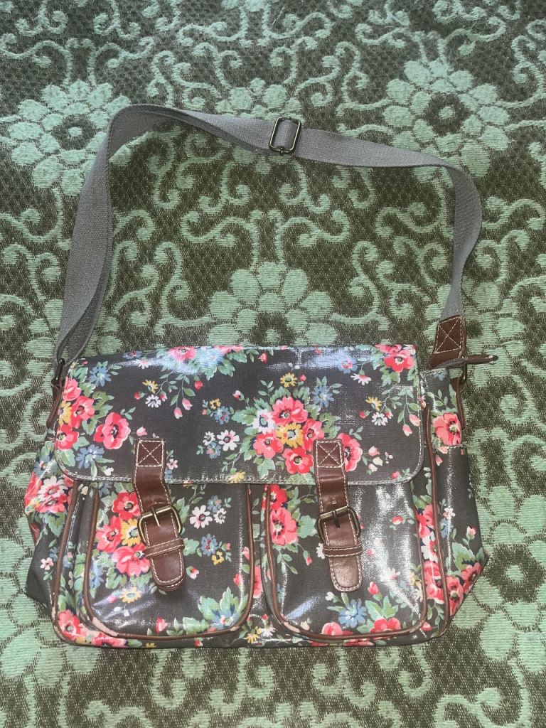 Ladies Shoulder Bag / Messenger Bag 