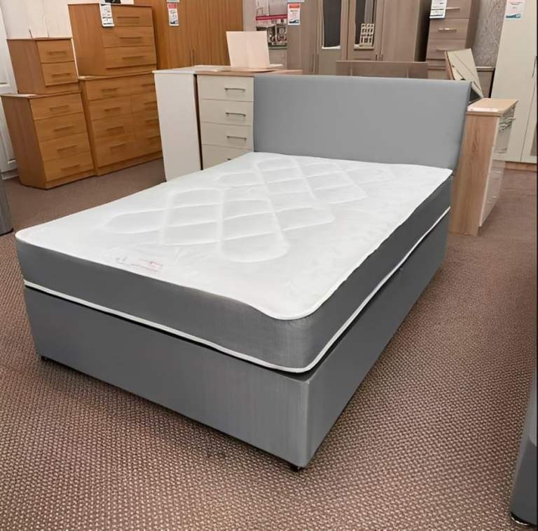 **High Quality Divan Bed With Optional Mattress And Storage Drawers All Sizes Available**