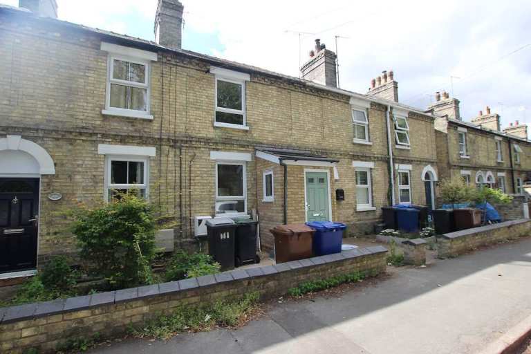 2 bed Exning available now