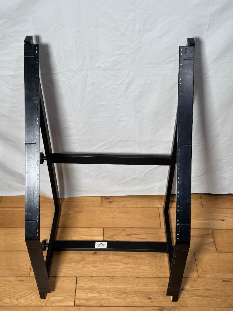 Allen & Heath GL2 14 Channel Vintage Analogue Mixing Desk