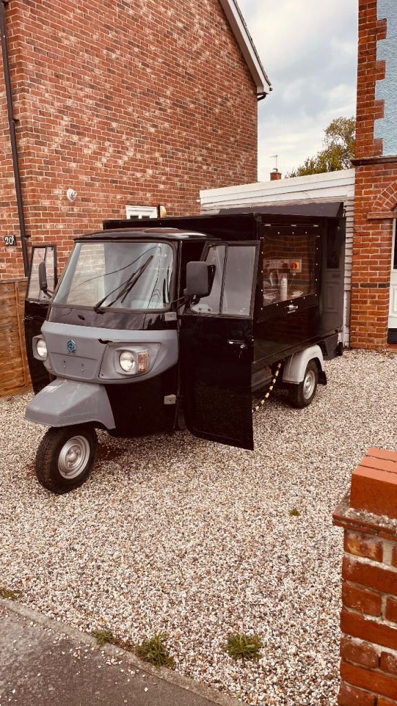 Piaggio ape diesel coffee van