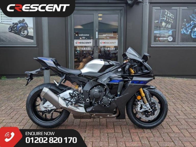 YAMAHA YZF-R1M 2024 - 1 OWNER - 0 MILES - CRESCENT SUPPLIED - INVESTMENT GRADE