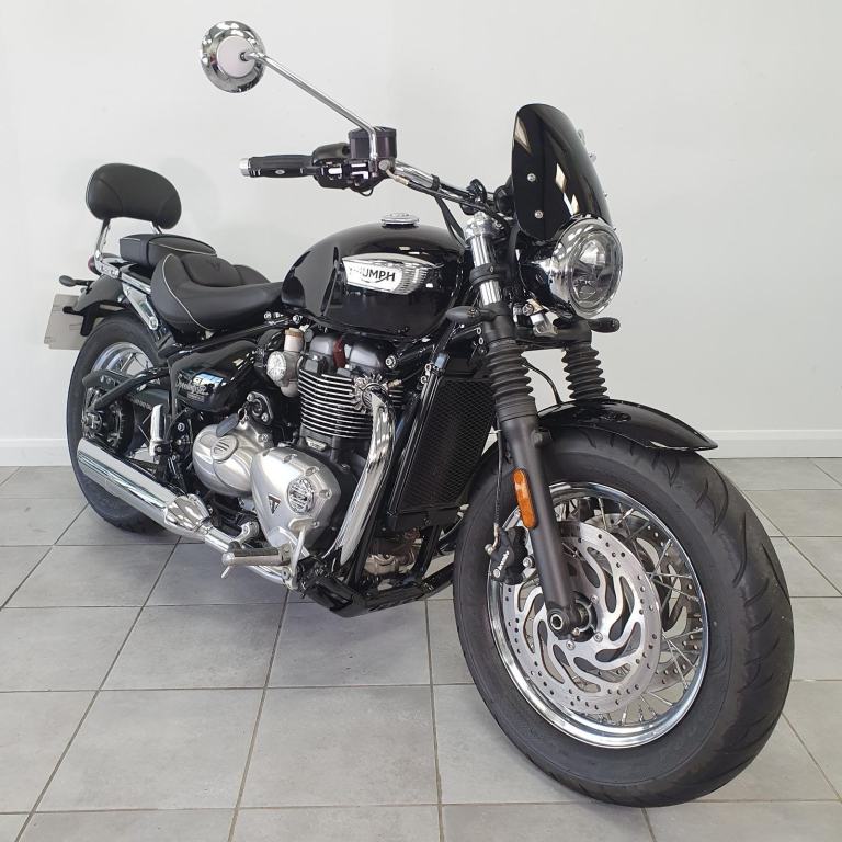 Triumph Bonneville Speedmaster 1200 - 4166 miles, Triumph Comfort Seat + More!