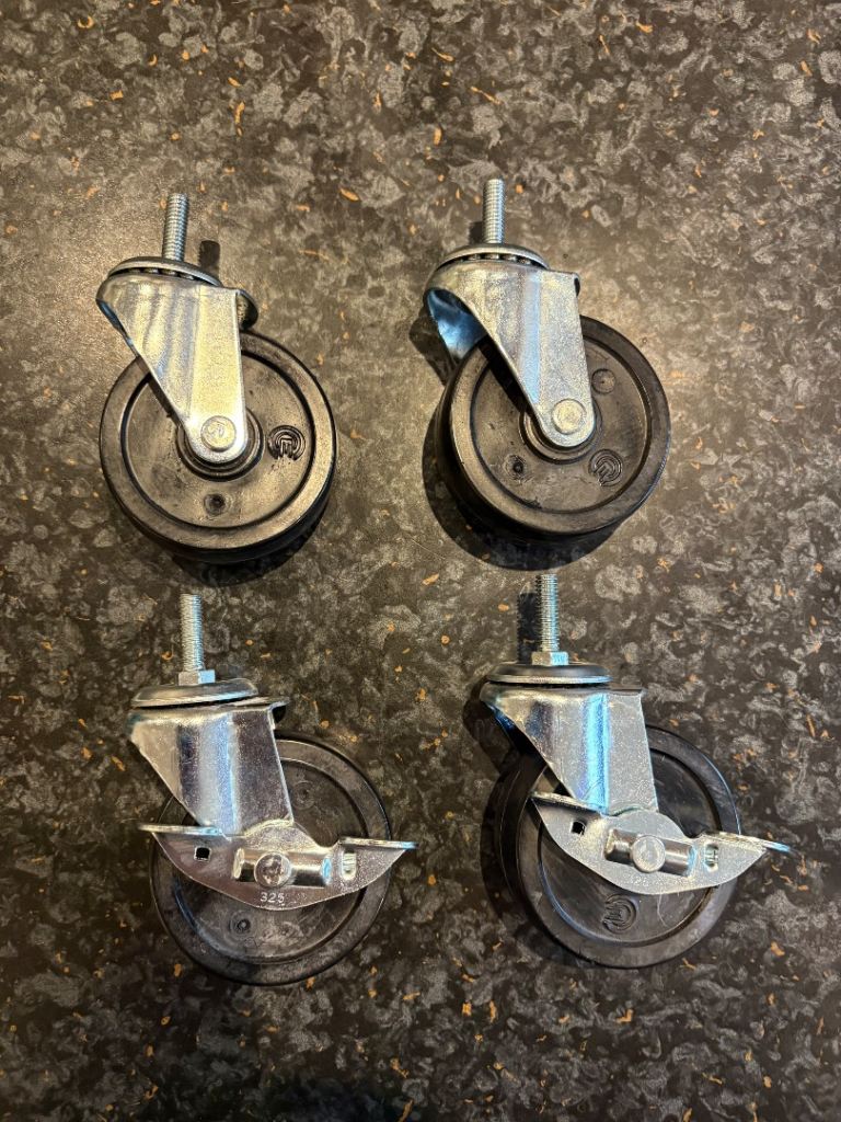 Pack of 4 castor wheels (New)