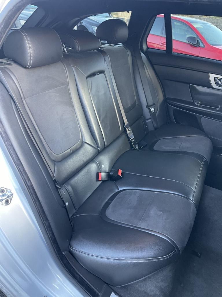 JAGUAR XF 2.2 d R-Sport 2014