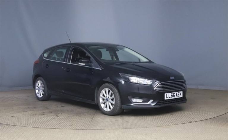 2016 Ford Focus 1.0 EcoBoost 125 Titanium 5dr HATCHBACK PETROL Manual