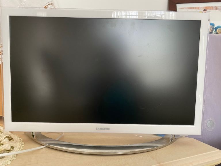 Samsung smart 22" TV