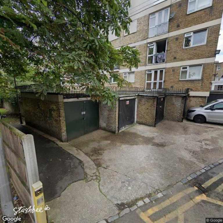 Garage to rent in London (SE1) | Stashbee