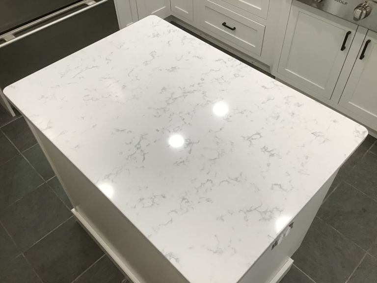Cararra quartz island 
