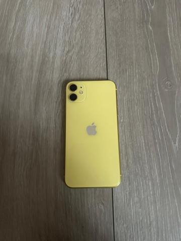 Apple iPhone 11 64GB Yellow - VERY GOOD CONDITION UNLOCKED