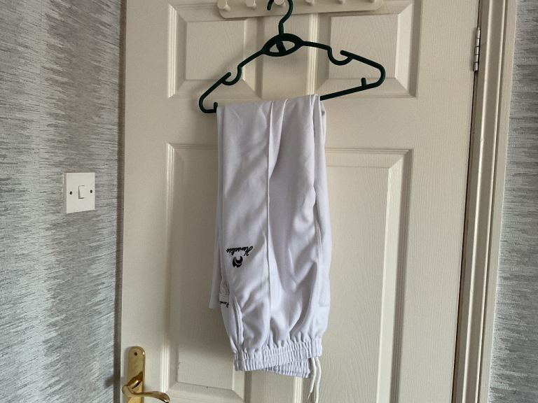 White Sports Trousers / Tracksuit Bottoms - Good Condition