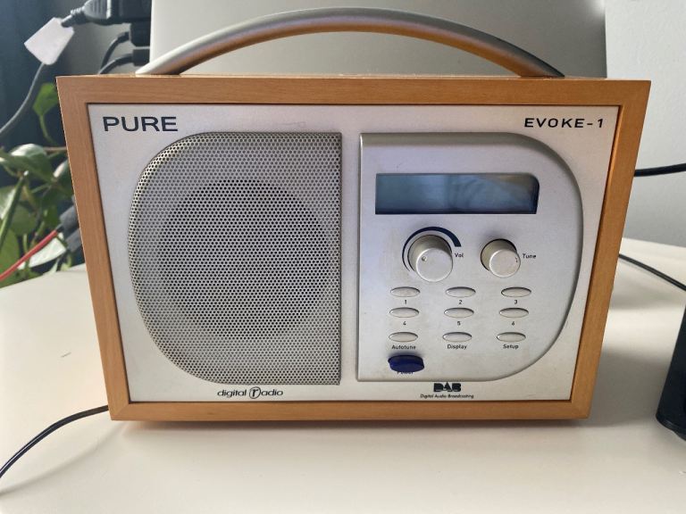 PURE Evoke-1 Digital Radio 