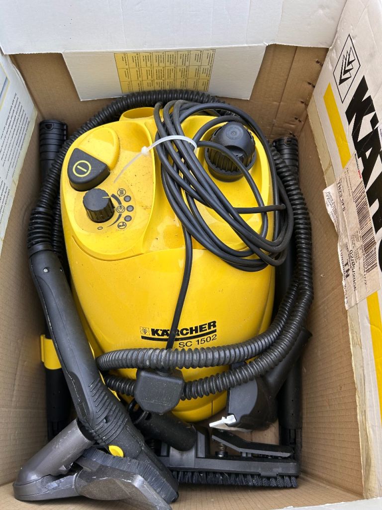 Kärcher SC 1502 Steam Cleaner – Good Condition, with Accessories
