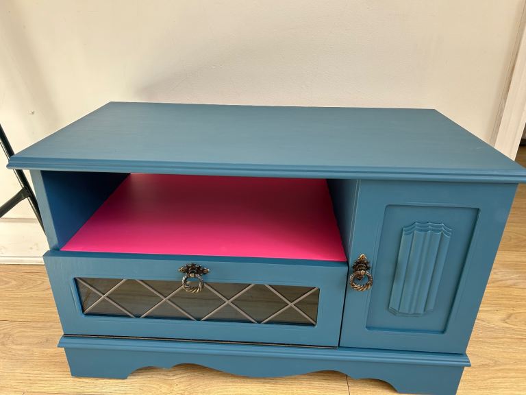 TV cupboard/sideboard