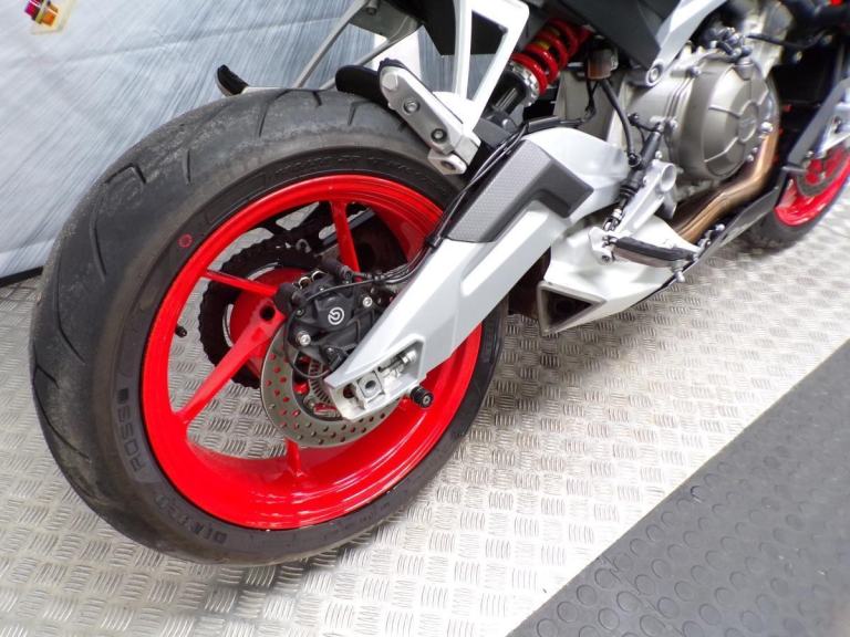 2021 APRILIA TUONO 660 WITH UNDER 7,000 MILES.