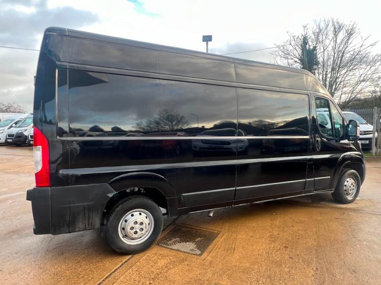 2022 Peugeot Boxer 2.2 BlueHDi 335 Professional Panel Van 5dr Diesel Manual L3 H2 Euro 6 (s/s) Pa...