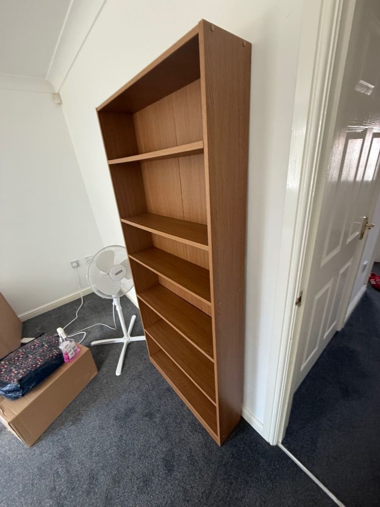 *Free*Tall Wooden Bookcase with 6 Shelves – Good Condition