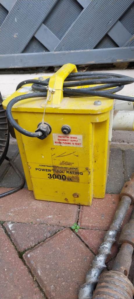 Heavy Duty 3000W Power Tool Transformer - Yellow, Good Condition