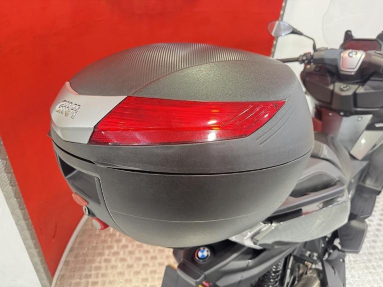 2022 '72' BMW C400 GT 