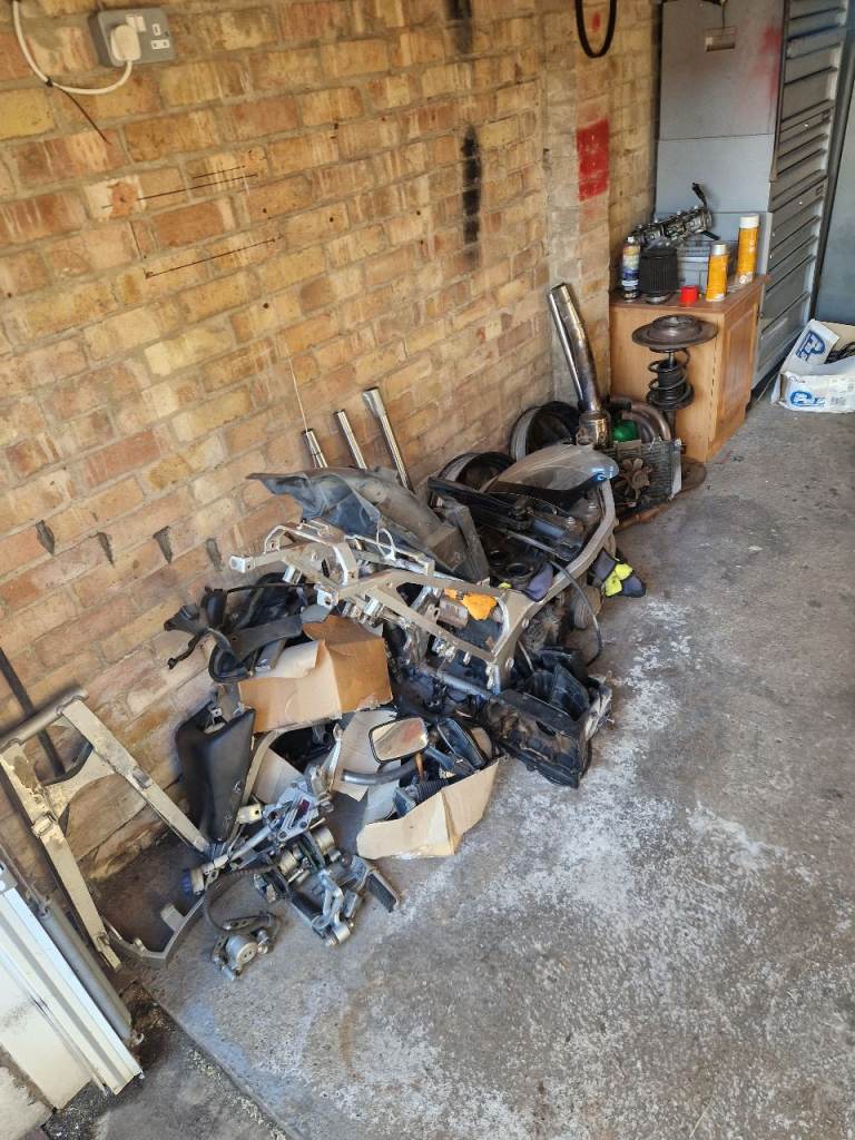 Kawasaki, ZX 600-A1, 1985, 592 (cc)