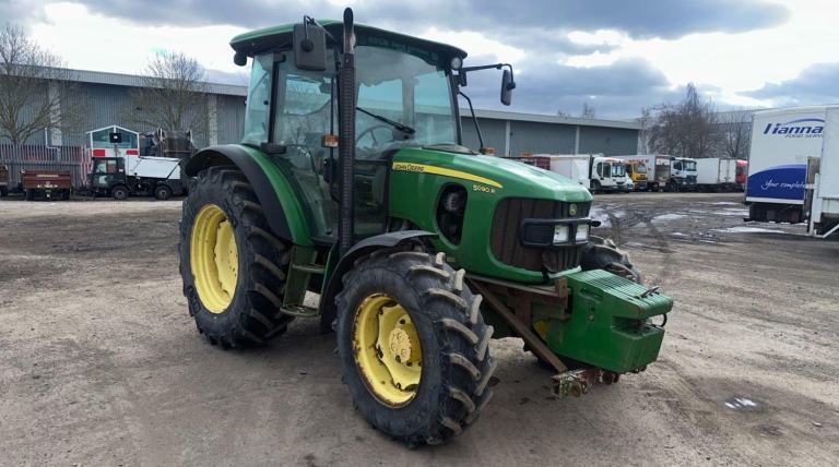 JOHN DEERE 5090R 2011 (11) AGRICUTURAL TRACTOR, 4 WD