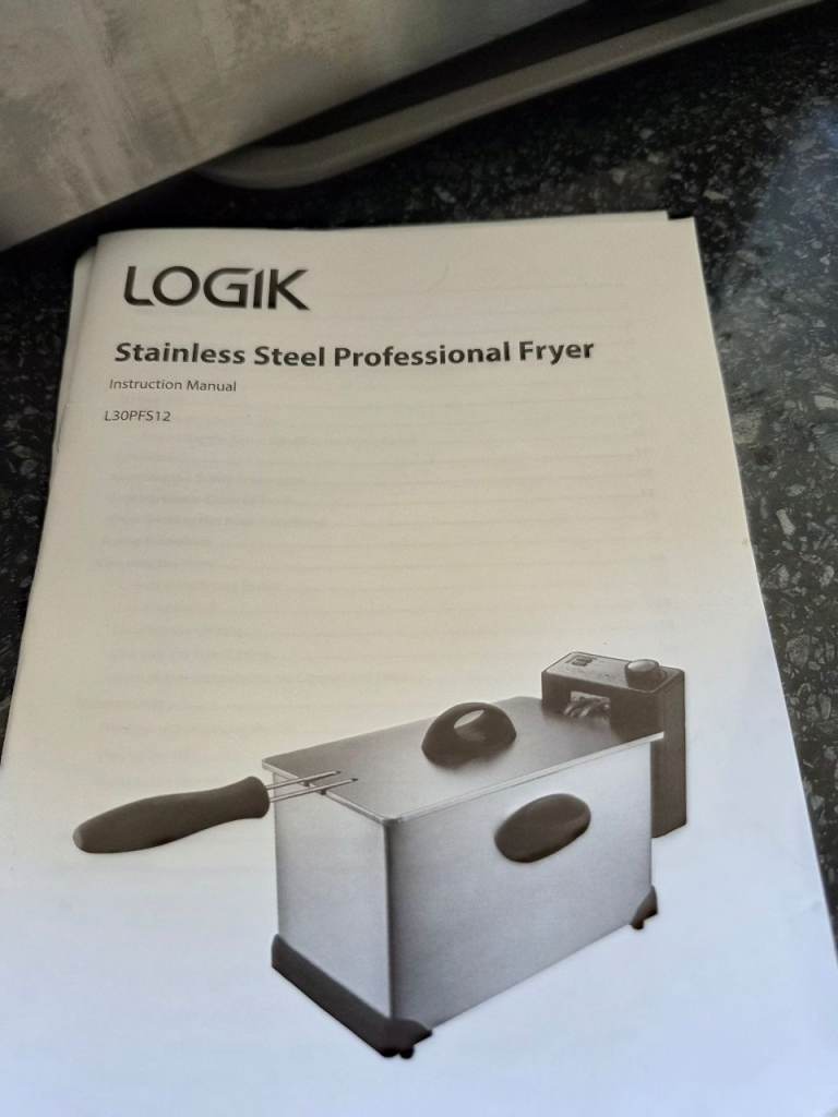 LOGIK L30PFS12 Professional Deep Fryer - Stainless steel