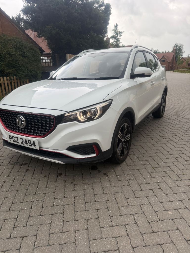 MG Motor UK, ZS, Hatchback, 2019, Manual, 1498 (cc), 5 doors