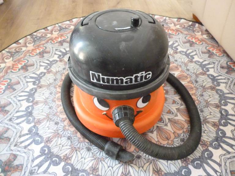 Quality Numatic very powerful vaccum cleaner in perfect working condition,has very long cable......