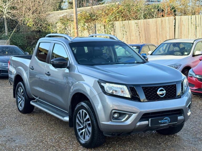 2016 Nissan Navara 2.3 dCi Tekna Auto 4WD Euro 5 4dr PICK UP Diesel Automatic