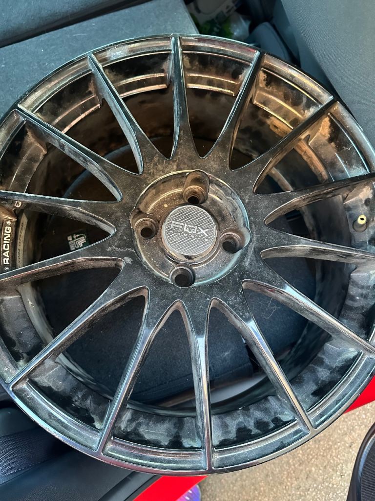 17”. Fox racing alloy wheel