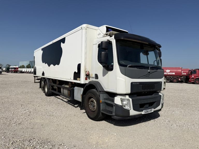 2016 VOLVO FE 280 6X2 REAR LIFT FRIDGE