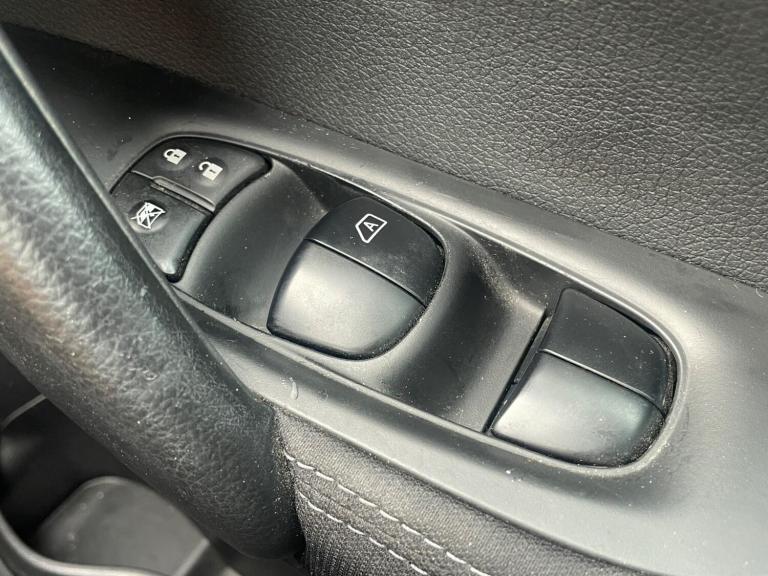 2014 Nissan Qashqai 1.2 DiG-T Acenta Premium 5dr HATCHBACK PETROL Manual