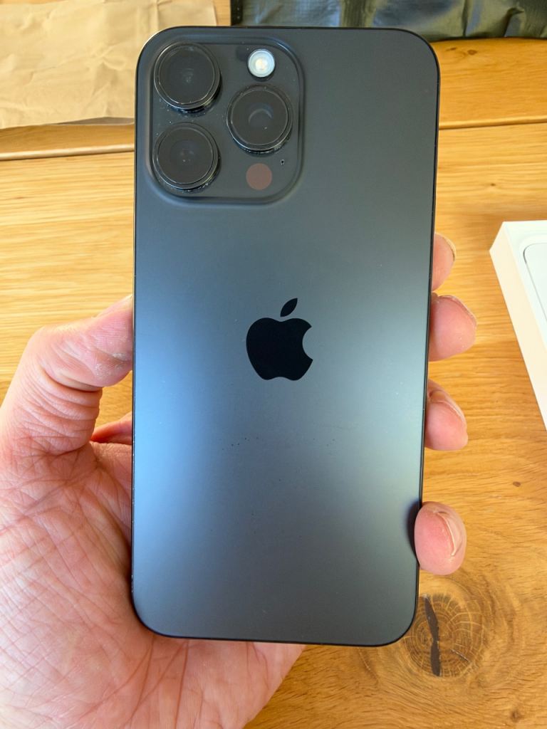 iPhone 15 Pro Max
