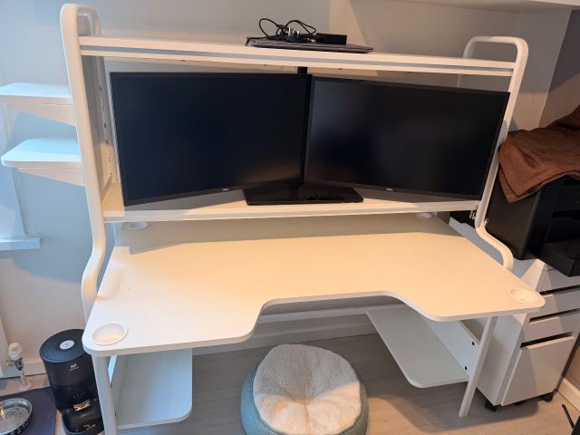 IKEA FREDDE Gaming Desk – White, Good Condition for Sale