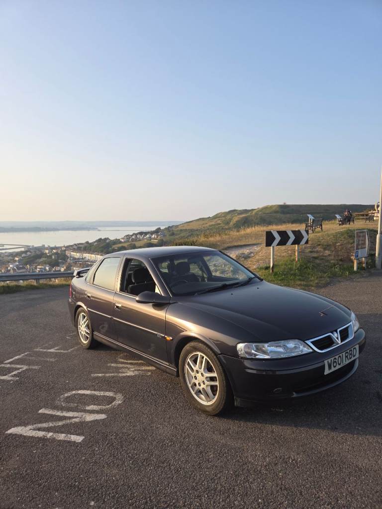 Vauxhall, VECTRA, Saloon, 2000, Manual, 1998 (cc), 4 doors
