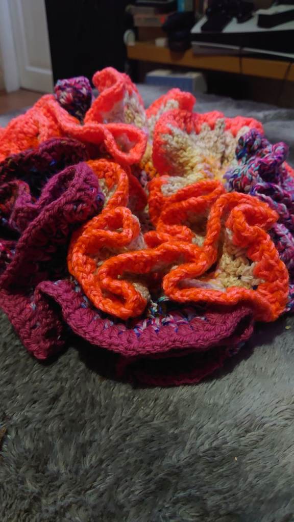 Handmade ruffles Crochet Blanket – Multicoloured, Good Condition