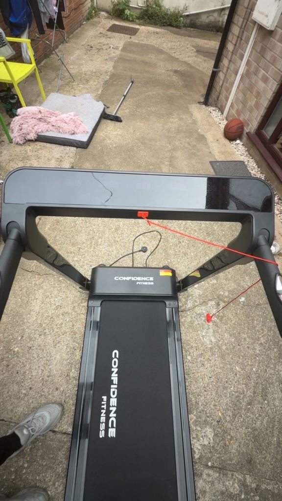 Confidence fitness treadmill