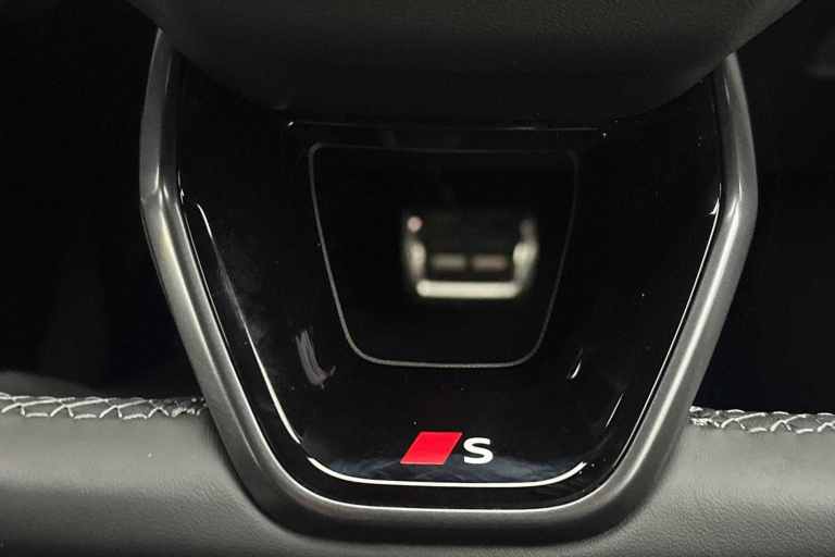 2025 Audi A6 370kW S6 Quattro 100kWh Launch Edition 5dr Auto Estate Electric Automatic